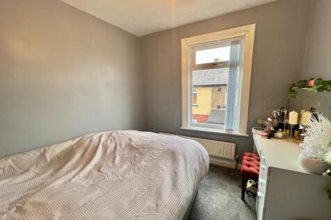 Bramleys Estate Agents - St Albans - Ainley Top (9