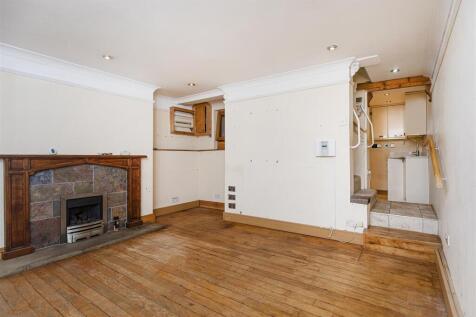 Bramleys Estate Agents - Height Green - Sowerby Br