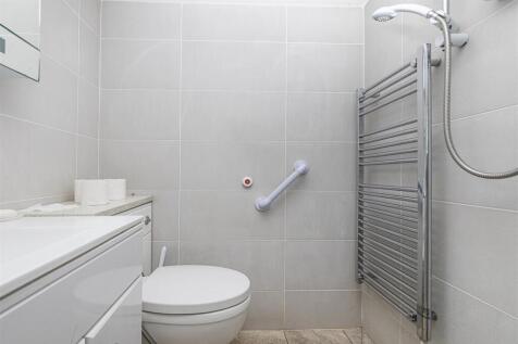 Bramleys Estate Agents - Height Green - Sowerby Br