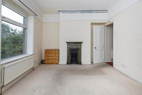 Bramleys Estate Agents - Height Green - Sowerby Br