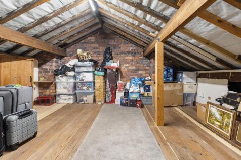 2 Linden Road, Elland 32_297.jpg