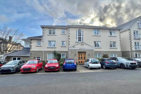 Bramleys Estate Agents - Knightsbridge Court - Bri