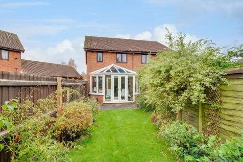14 Kestrel Close,...