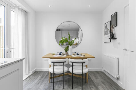 Show home dining area