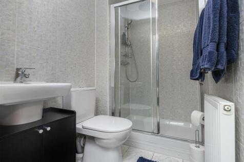 En Suite Shower Room