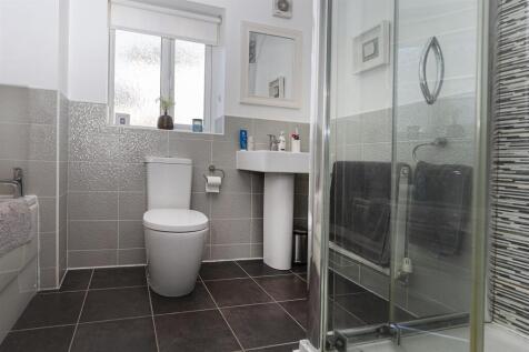 En Suite Shower Room