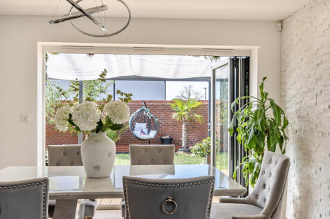 13283062568848dc2c5542