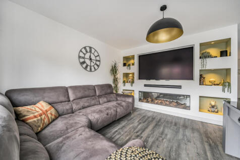 133177217688b9144d8773