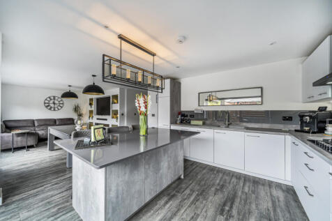 133177218688b9153dd672