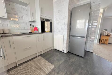 WhatsApp Image 2025-06-03 at 09.54.47