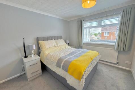 WhatsApp Image 2025-06-03 at 09.42.33 (5)