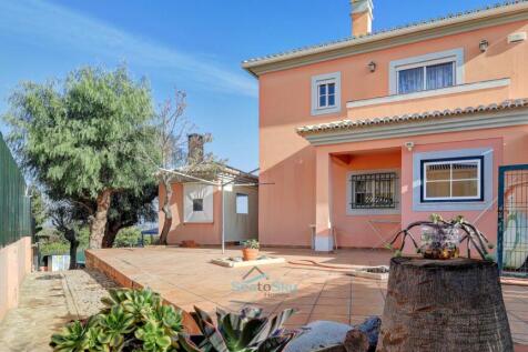 terrace area off of laundry room