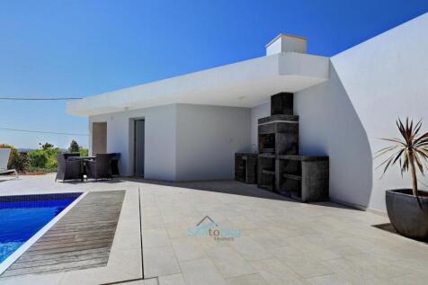 bbq and pool-side annex