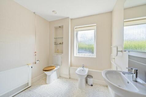 Ensuite to Master