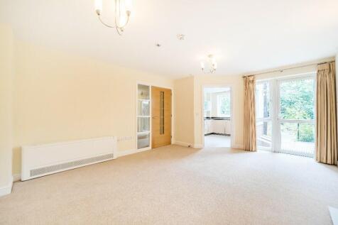 Living Room (2)
