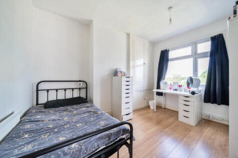 1298567-7-6834e5a...