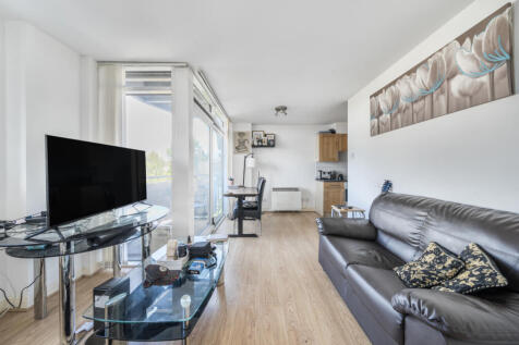 1353291-4-68c2c79...