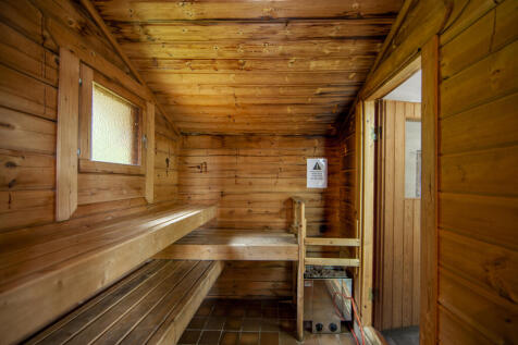 1Z6E0824 Carrick Sauna