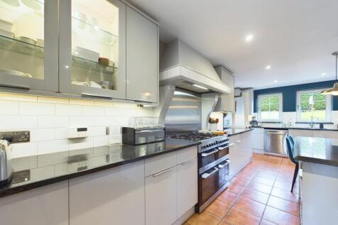 CAM03481G0-PR0083-STILL009