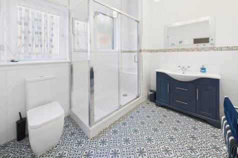 CAM03481G0-PR0093-STILL010