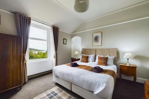 CAM03481G0-PR0044-STILL004