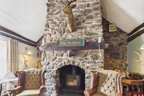 CAM03185G0-PR0114-STILL003