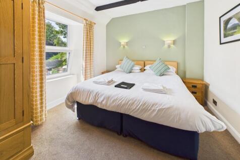 CAM03185G0-PR0114-STILL014