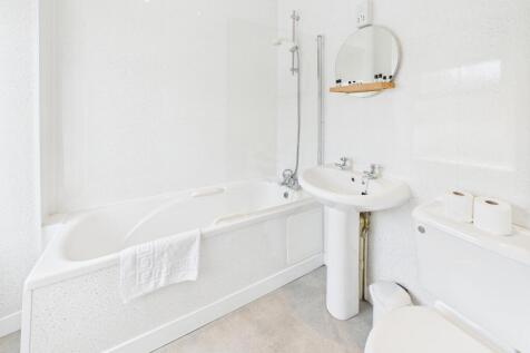 CAM03185G0-PR0114-STILL021