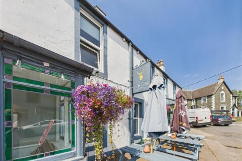 CAM03185G0-PR0114-STILL027