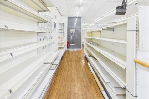 CAM03481G0-PR0106-STILL010