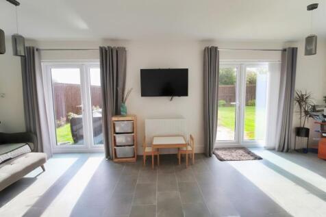 Open Plan Kitchen/Dining/Family Room