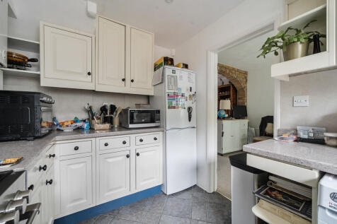 1340969-9-68a5e63...