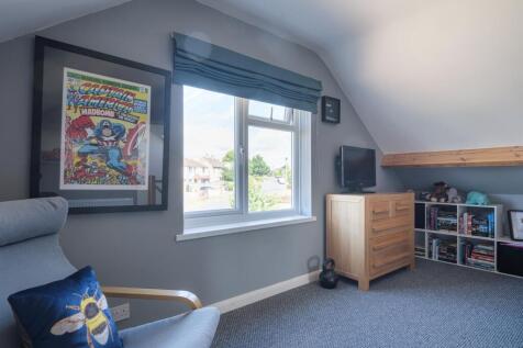 4 Ridings Mead-25.jpg