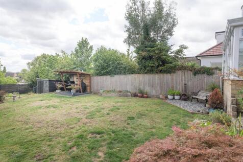 4 Ridings Mead-45.jpg