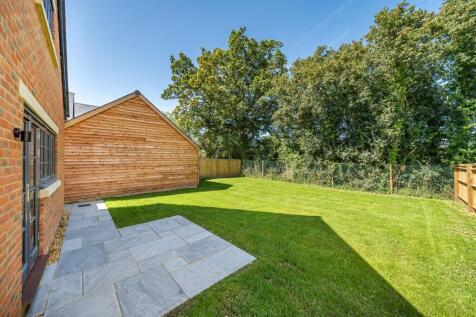 Specification - Natural Sandstone Paving.jpg