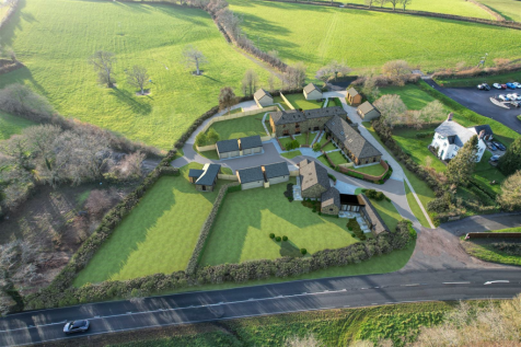 840 - 21 Penscombe Barns - Aerial - PNG.png