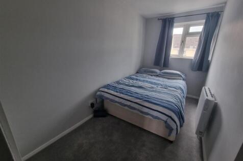 Bedroom 3.jpg