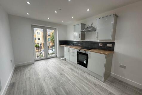 22 Stacey Road -F-F-