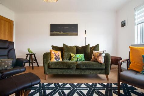 lounge.jpg