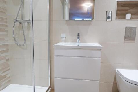 En-Suite Shower R...