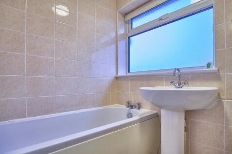 9 Hawthorne Way BB 8.jpg