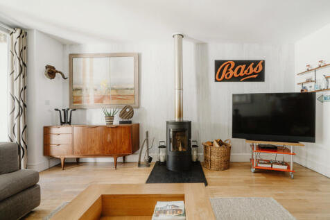 268756 - A0OP6000006Q1E5MAA_N76-edit.jpg