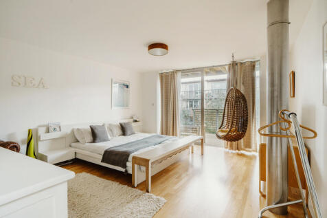 268752 - A0OP6000006Q1E5MAA_N79-edit.jpg