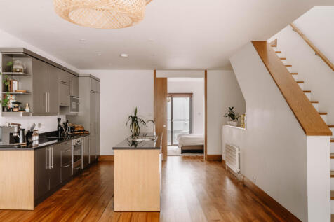 310528 - Paradise Passage_High Res-14.jpg