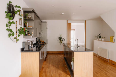 310530 - Paradise Passage_High Res-15.jpg