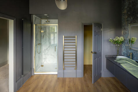 311145 - MEADFOOT2-10.jpg