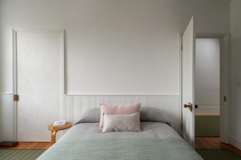 308612 - BARONS-COURT-ROAD-48.jpg