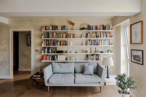 312382 - Flat 2, 110-114 Grafton Road-19.jpeg