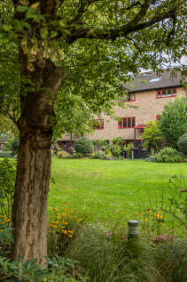 235907 - WesleySquareW11_JSouteyrat-11479.jpg