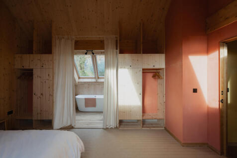 323736 - Doune Cottage, Garelochhead, Scotland ...